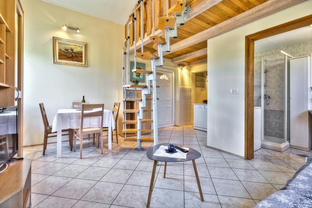 Lana House With Apartment Petrovija Εξωτερικό φωτογραφία