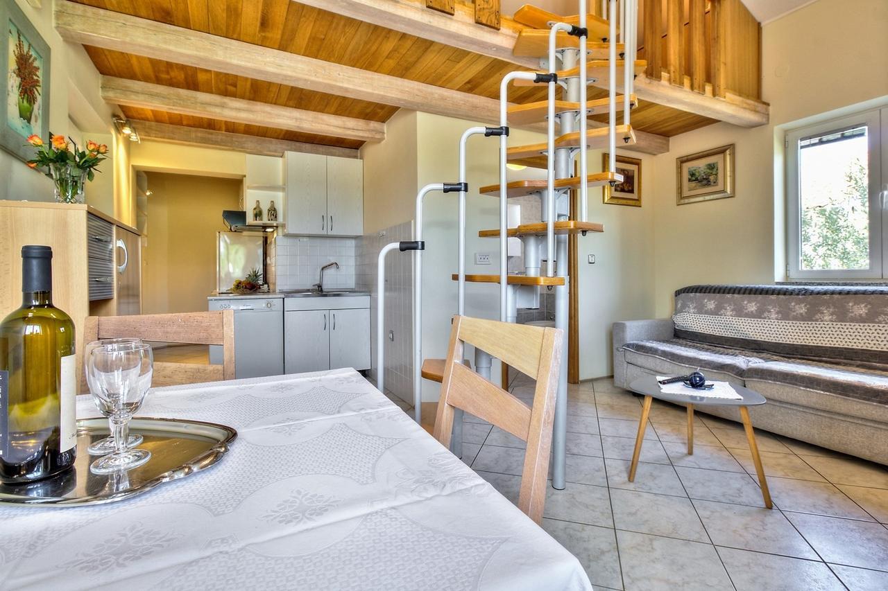 Lana House With Apartment Petrovija Εξωτερικό φωτογραφία