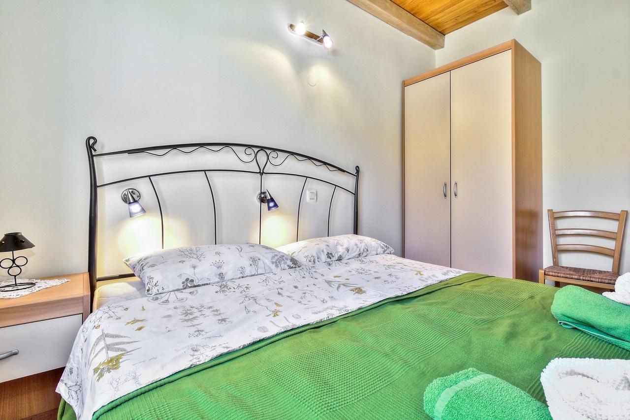Lana House With Apartment Petrovija Εξωτερικό φωτογραφία
